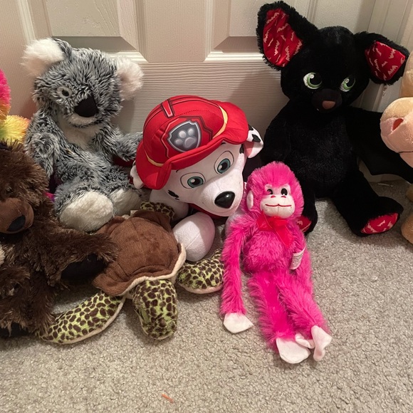 Random build a bears other plushies various prices all from a clean sm free home - Picture 5 of 16
